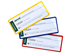 gekleurde insteekvensters